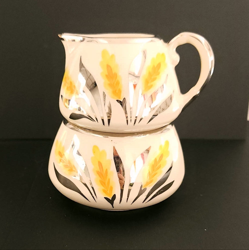 Vintage SandlandWare Stackable Cream and Sugar Set